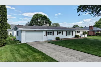 1017 Kaderly Street NW, New Philadelphia, OH 44663 - Photo 4