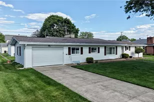 1017 Kaderly St NW, New Philadelphia, OH 44663 - Photo 4