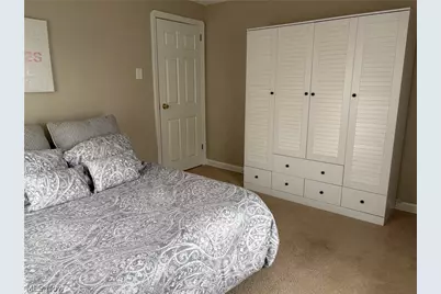 363 E Park Avenue, Barberton, OH 44203 - Photo 12
