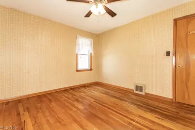 357 E 307th Street, Willowick, OH 44095 - Photo 24