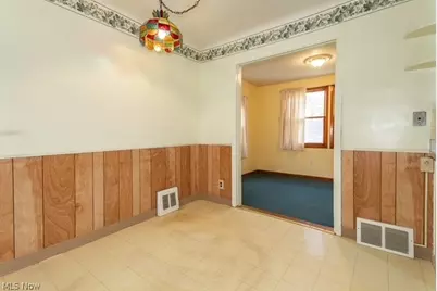 357 E 307th Street, Willowick, OH 44095 - Photo 14