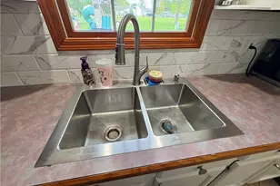 126 Valley Forge Cir, Elyria, OH 44035 - Photo 6