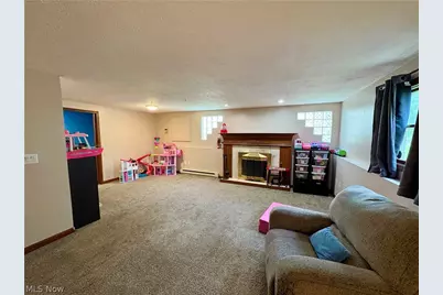 126 Valley Forge Circle, Elyria, OH 44035 - Photo 12