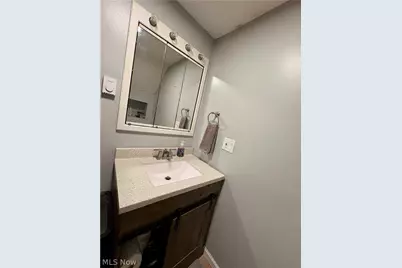 126 Valley Forge Circle, Elyria, OH 44035 - Photo 16