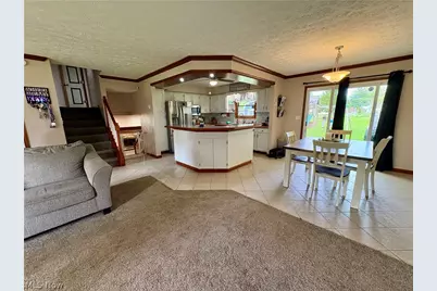 126 Valley Forge Circle, Elyria, OH 44035 - Photo 8