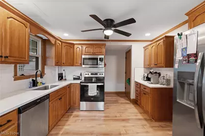 2206 S Linden Avenue, Alliance, OH 44601 - Photo 12