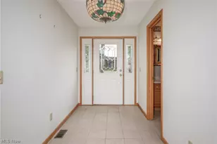 483 Owl Point, Roaming Shores, OH 44084 - Photo 4