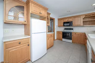 483 Owl Point, Roaming Shores, OH 44084 - Photo 12