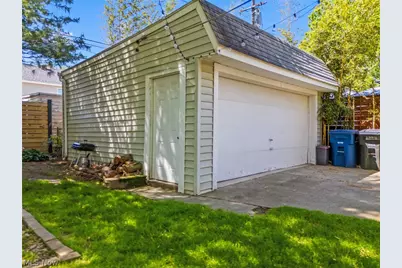2218 Wyandotte Avenue, Oakwood, OH 44107 - Photo 28