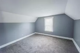 445 St Louis Ave, Youngstown, OH 44511 - Photo 6