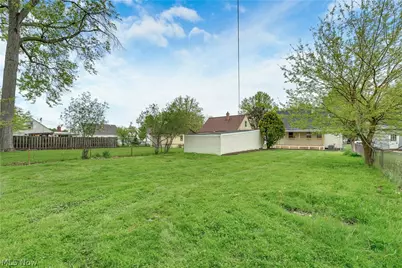 29050 Edgewood Drive, Willowick, OH 44095 - Photo 32