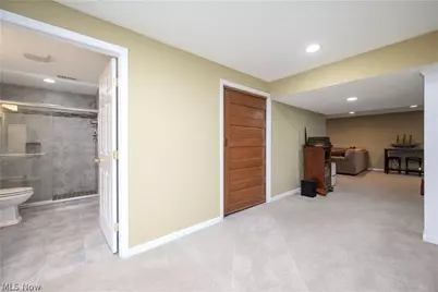 1242 Bexley Circle, Akron, OH 44312 - Photo 30