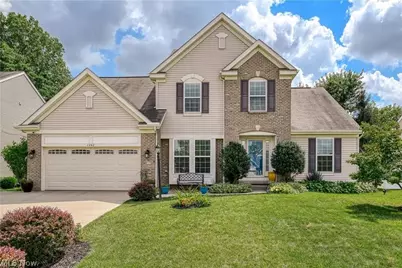 1242 Bexley Circle, Akron, OH 44312 - Photo 2