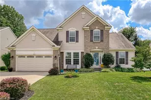 1242 Bexley Cir, Akron, OH 44312 - Photo 2