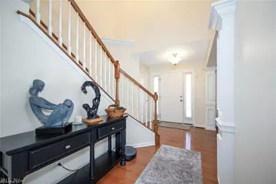 1242 Bexley Circle, Akron, OH 44312 - Photo 6