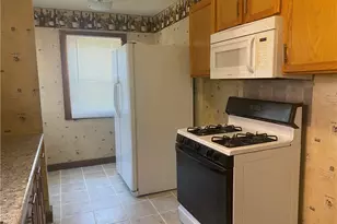 644 Harrison Ave SW, Canton, OH 44706 - Photo 4