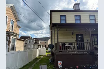 805 Hickory Street, Martins Ferry, OH 43935 - Photo 2