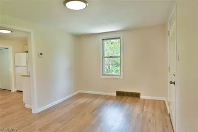 6610 Chestnut Ridge Road, Hubbard, OH 44425 - Photo 22