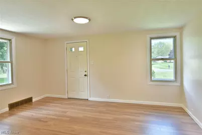 6610 Chestnut Ridge Road, Hubbard, OH 44425 - Photo 20