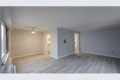 11820 Edgewater Drive, Oakwood, OH 44107 - Photo 8