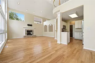 33984 Crown Colony Dr, Avon, OH 44011 - Photo 8