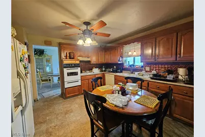 5427 Mardale Avenue, Bedford, OH 44146 - Photo 6
