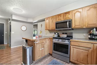 7630 Jennings Drive, Painesville, OH 44077 - Photo 10