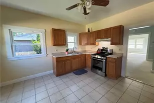 1369 Park Row, Oakwood, OH 44107 - Photo 12