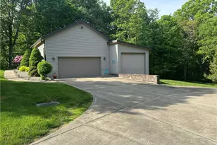 5540 Dillon Hills Dr, Nashport, OH 43830 - Photo 2