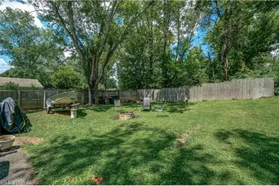 2309 43rd Street NW, Canton, OH 44709 - Photo 2