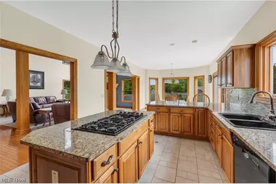 6875 Spring Glen Drive, Valley City, OH 44280 - Photo 14