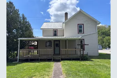 323 Galation St, Glenmont, OH 44628 - Photo 2