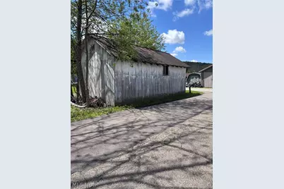 323 Galation St, Glenmont, OH 44628 - Photo 40
