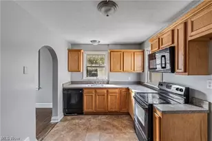 3204 14th St SW, Canton, OH 44710 - Photo 8