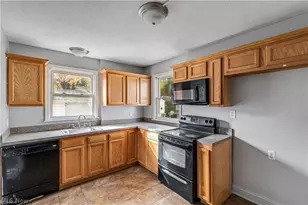 3204 14th St SW, Canton, OH 44710 - Photo 4