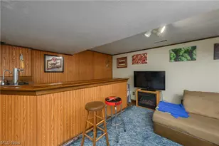 2677 Summit Rd, Akron, OH 44321 - Photo 18