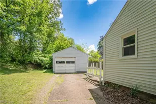 1706 31st St NW, Canton, OH 44709 - Photo 24