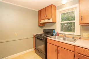 1706 31st St NW, Canton, OH 44709 - Photo 8