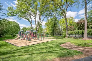 2810 Brentwood Close Street NW, Canton, OH 44708 - Photo 46