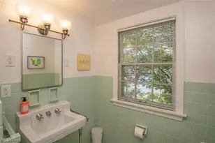 2810 Brentwood Close Street NW, Canton, OH 44708 - Photo 38