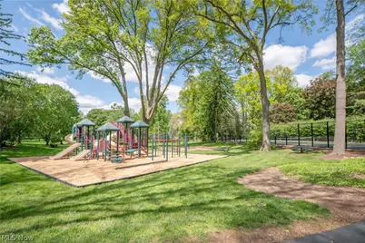 2810 Brentwood Close Street NW, Canton, OH 44708 - Photo 46