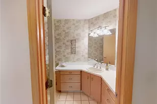 857 Hardwood Ct, Mayfield Village, OH 44040 - Photo 20