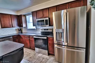 822 Main St, Coshocton, OH 43812 - Photo 4