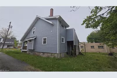 1934 E Midlothian Boulevard, Youngstown, OH 44502 - Photo 6