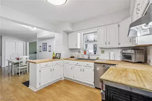 437 Stratford Rd, Fairlawn, OH 44333 - Photo 12