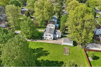 437 Stratford Road, Fairlawn, OH 44333 - Photo 2