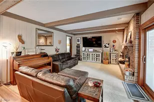1036 Briarview Ave NW, North Canton, OH 44720 - Photo 8
