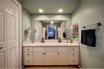 1036 Briarview Avenue NW, North Canton, OH 44720 - Photo 34
