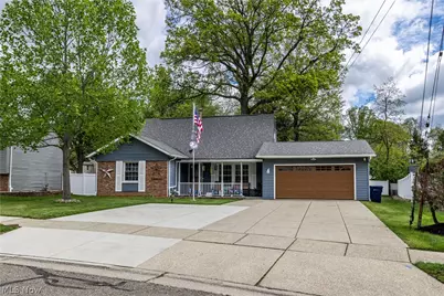 537 Eric Drive, Tallmadge, OH 44278 - Photo 2