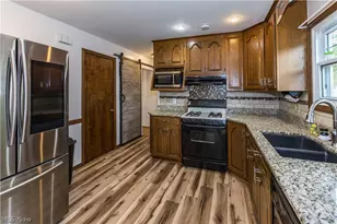 537 Eric Dr, Tallmadge, OH 44278 - Photo 10